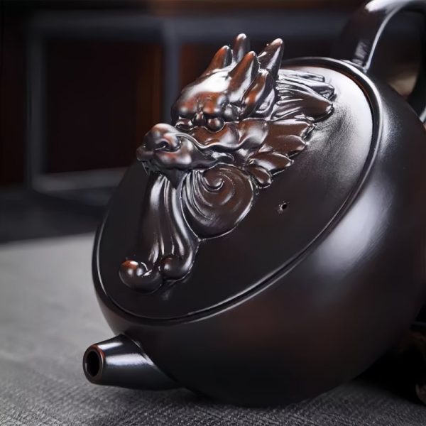 4-23.jpg Vintage Traditional Purple Pottery Dragon Teapot Shaped Like A Dragon Head With Twist Design