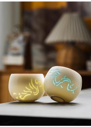 O1CN01iug72L1hiwhwUdn7J-2291114312.jpg Traditional White Ceramic Hollow Carving Simplified Chinese Dragon Gongfu Tea Cup