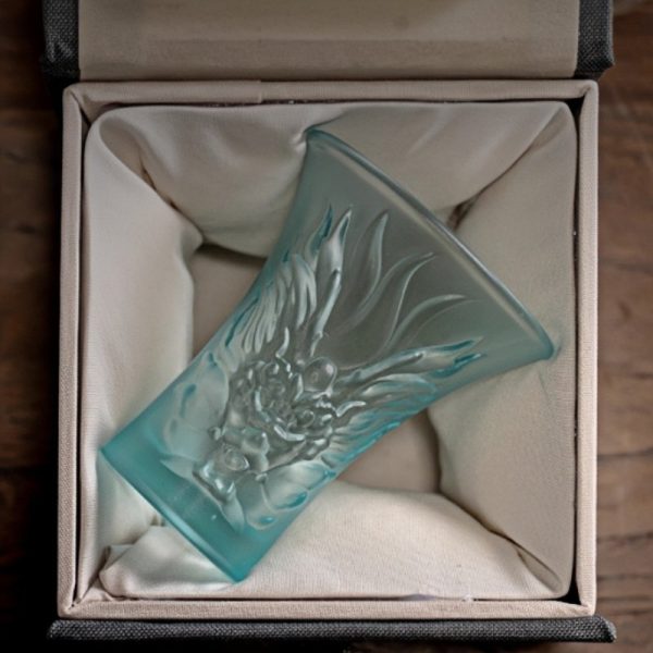 a-2-2.jpg Antique Coloured Glaze Handmade Carved Dragon Japanese Thin Tea Cup