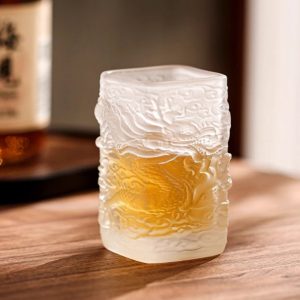 b-1-2.jpg Antique Hand-carved Golden Dragon Frosted Clear Crystal Glass Tea Cup